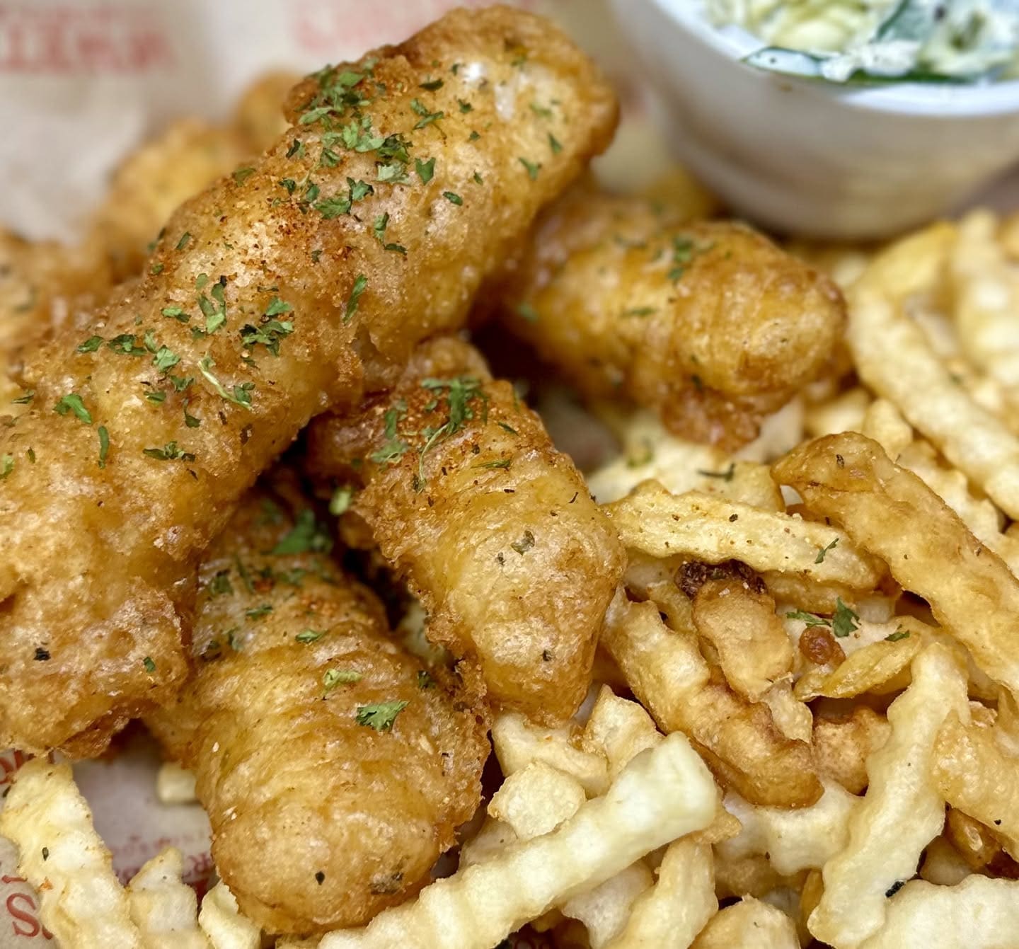 PUB STYLE FISH & CHIPS