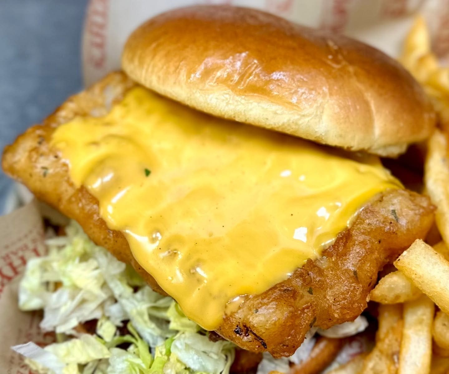 PUB STYLE FISH SANDWICH